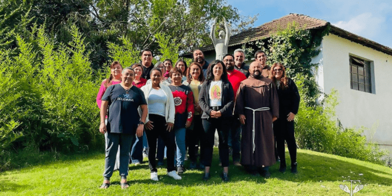 Primer encuentro nacional de Círculos por la paz. Provincia Santísima Trinidad, Chile