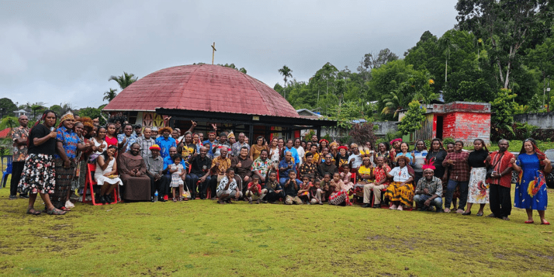 La Oficina general JPIC visitó la Provincia San Francisco Heraldo de la Paz, Papúa Occidental, Indonesia