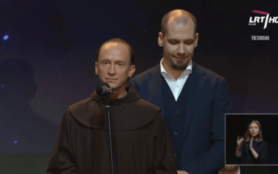 Lituania: Fr. Evaldas Drulis OFM recibe el Premio Derechos Humanos