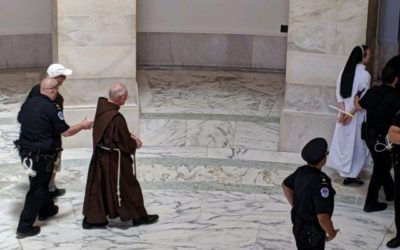 Fray Joseph Nangle: «la colaboración de los católicos con Trump es un escándalo»