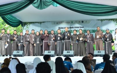 La esperanza navegó por el Ciliwung. Pascua franciscana en Yakarta